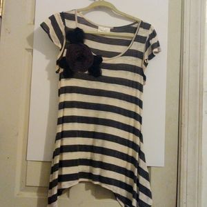 Dress Barn short sleeve top